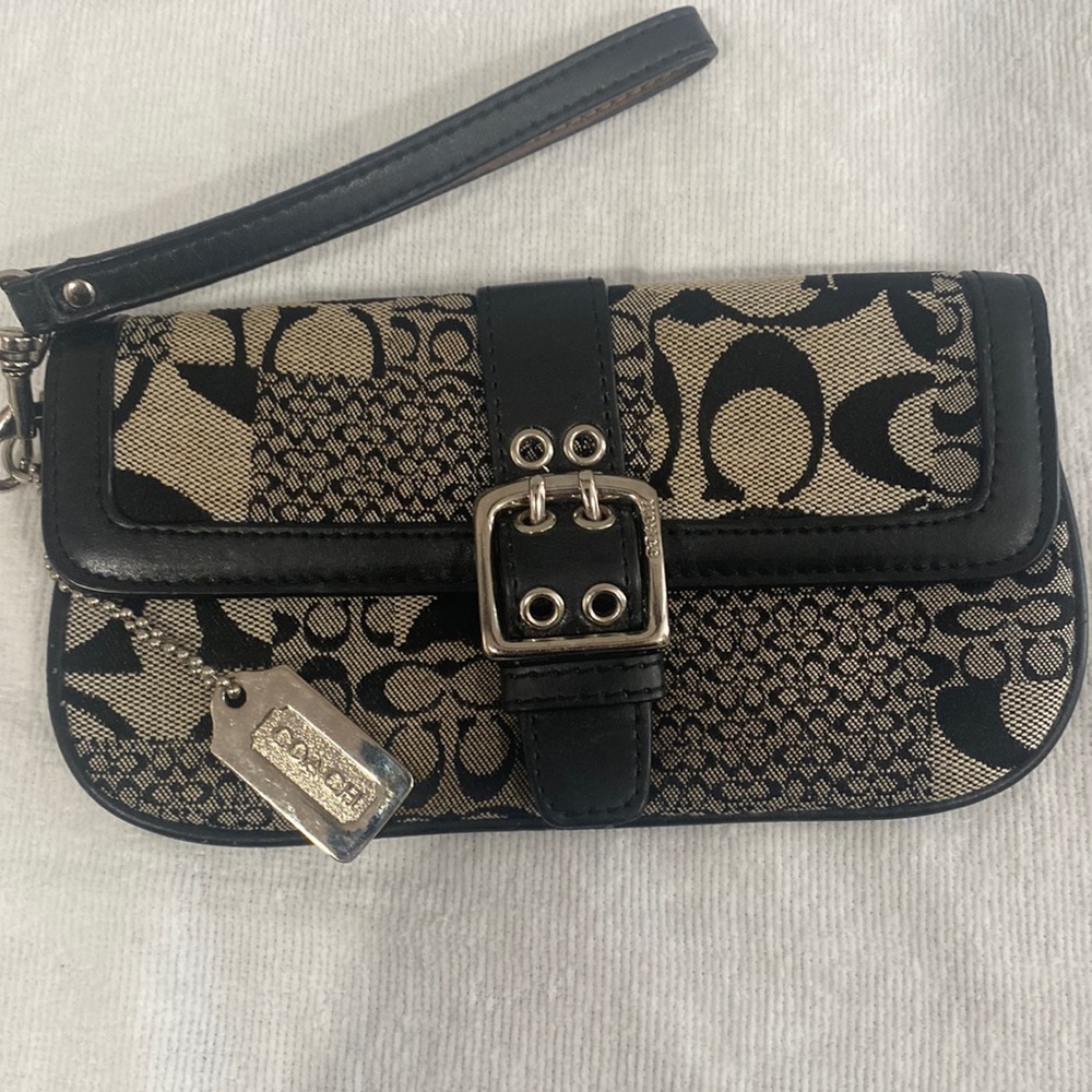 Coach bag clutch